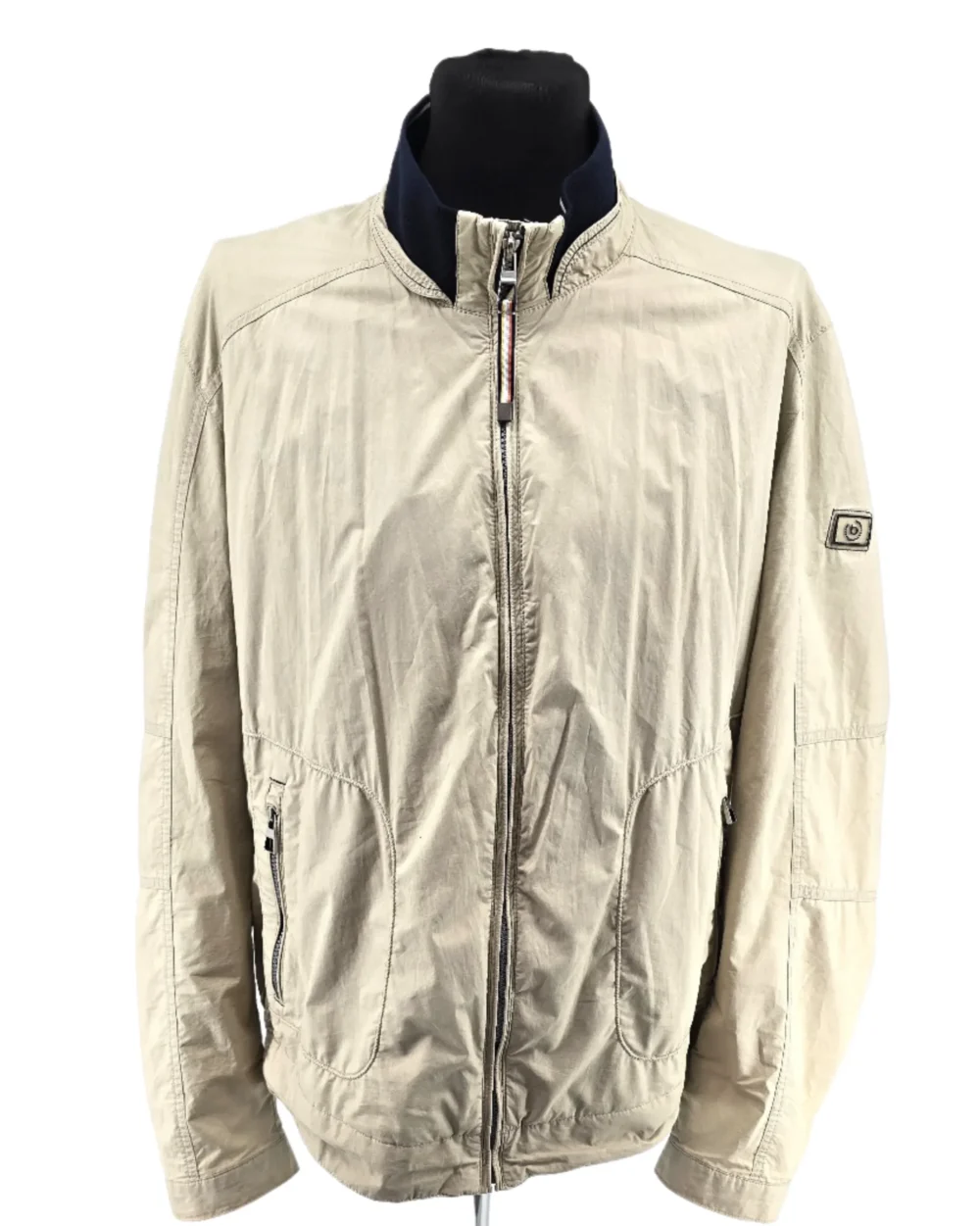 Beige Vintage Jacket Bugatti displayed on a mannequin, featuring a navy contrast collar and zip-up closure