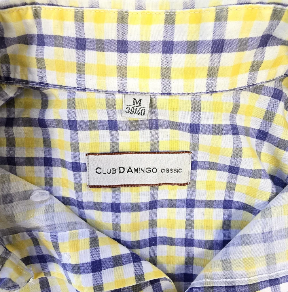 Metka wewnętrzna koszuli Club D'Amingo – rozmiar M, styl classic