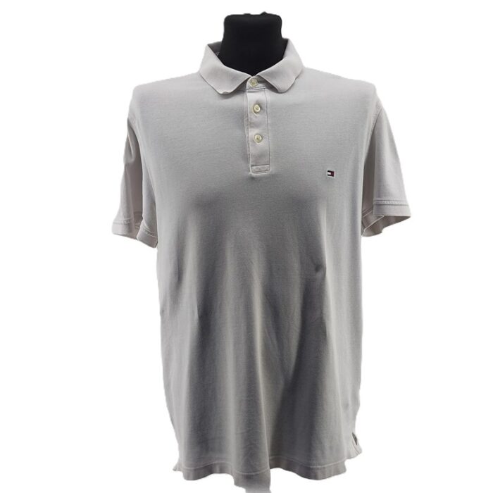 Herren Vintage Polo Tommy Hilfiger in Creme – klassischer Retro-Stil.