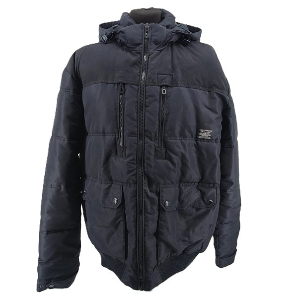 Jack&Jones Vintage Herrenjacke in Schwarz, frontal fotografiert mit Kapuze