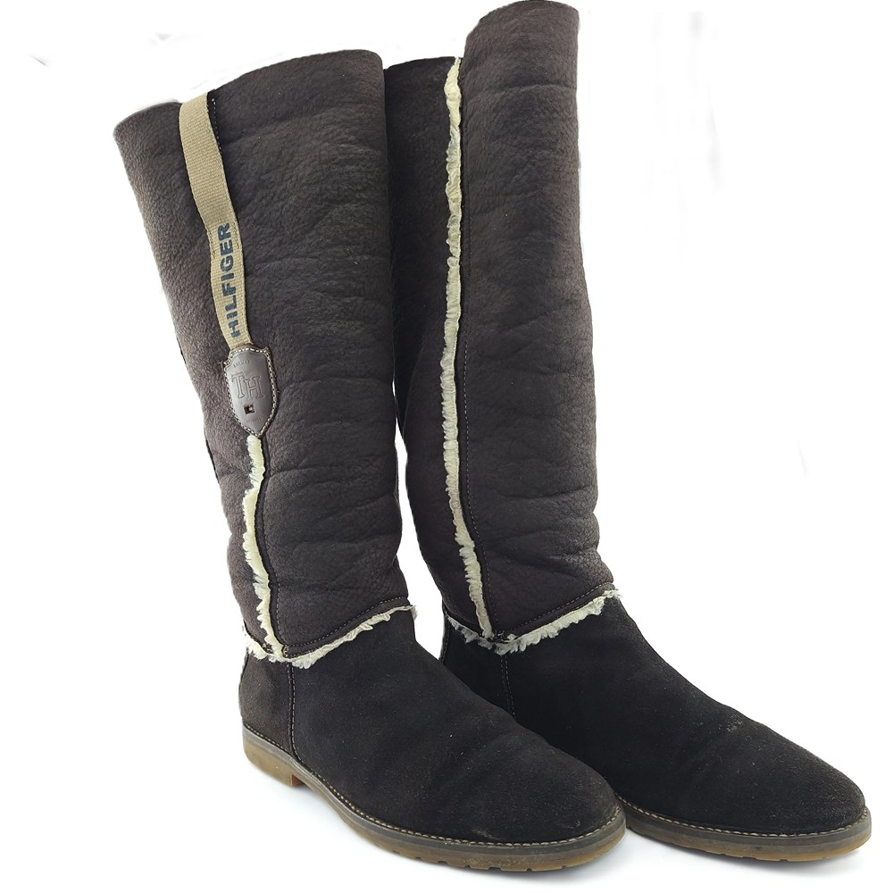 c317217386b146c2adef3b8aa679e950