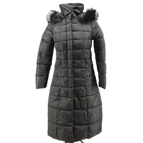 Langer schwarzer Xinhongtao Vintage-Mantel mit Fellkapuze auf neutralem Hintergrund