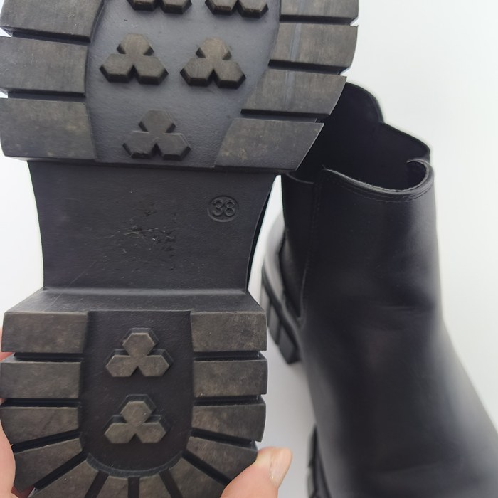 d3d2f4498ab2d95de702fcb8e47d3833