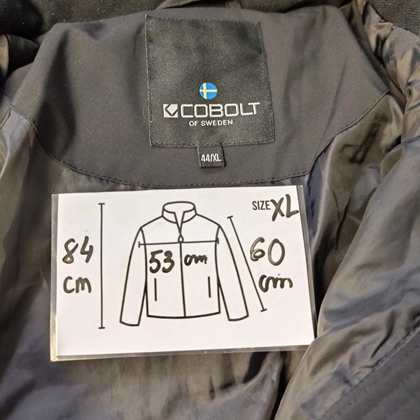 Vintage COBOLT Steppmantel Schwarz Retro-90er-Stil Maßangaben