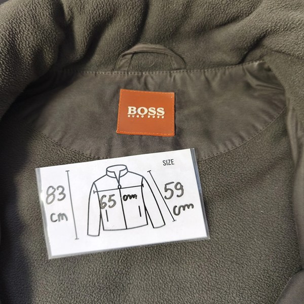 Vintage BOSS Outdoorjacke Braun Retro-90er-Stil Maßangaben