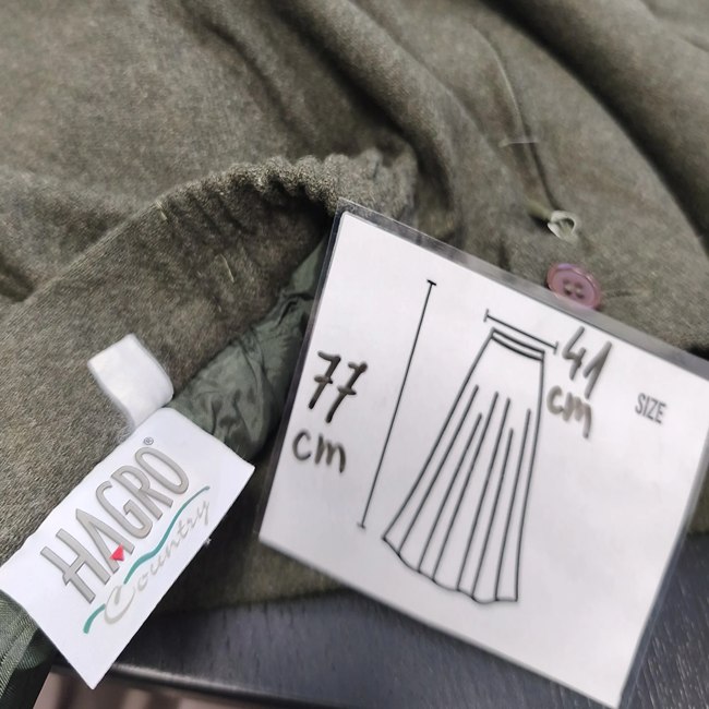 Vintage HAGRO Country Zweiteiler grün Retro-Klassik-Stil Strukturstoff Detailkante